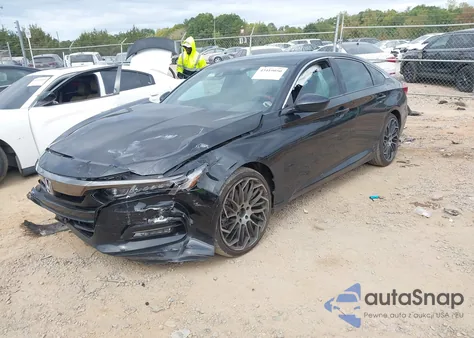 2020 Honda Accord Sport 2.0T z USA, uszkodzony, nr VIN 1HGCV2F32LA023324